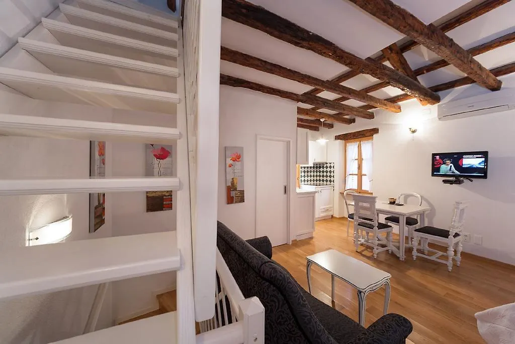 Studios Galeb Rovinj 0*,